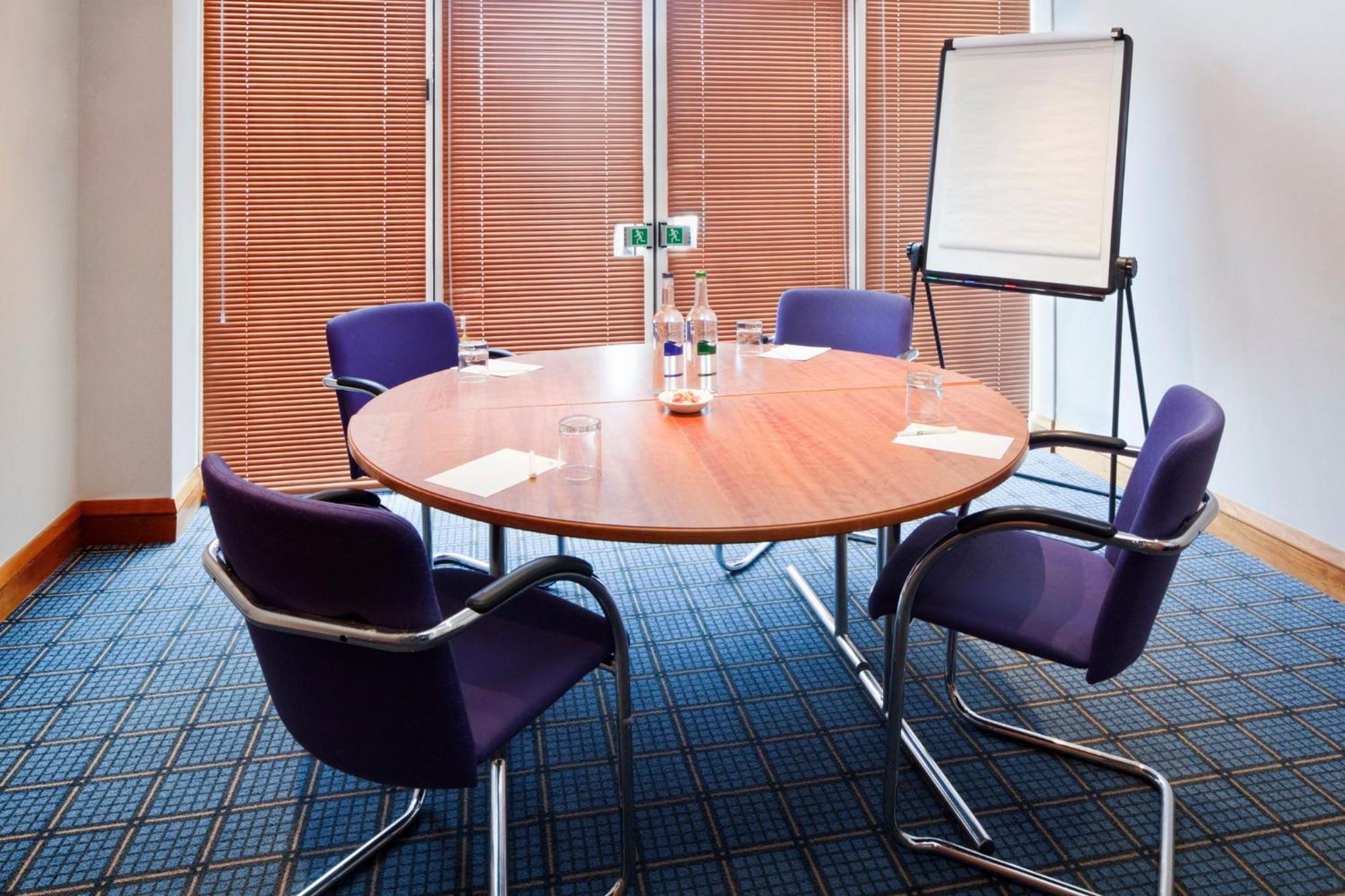 Holiday Inn Basildon By Ihg Exteriér fotografie